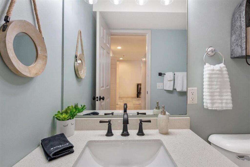 Family Fun Lakefront Condo at Parkview Bay Osage Beach Esterno foto